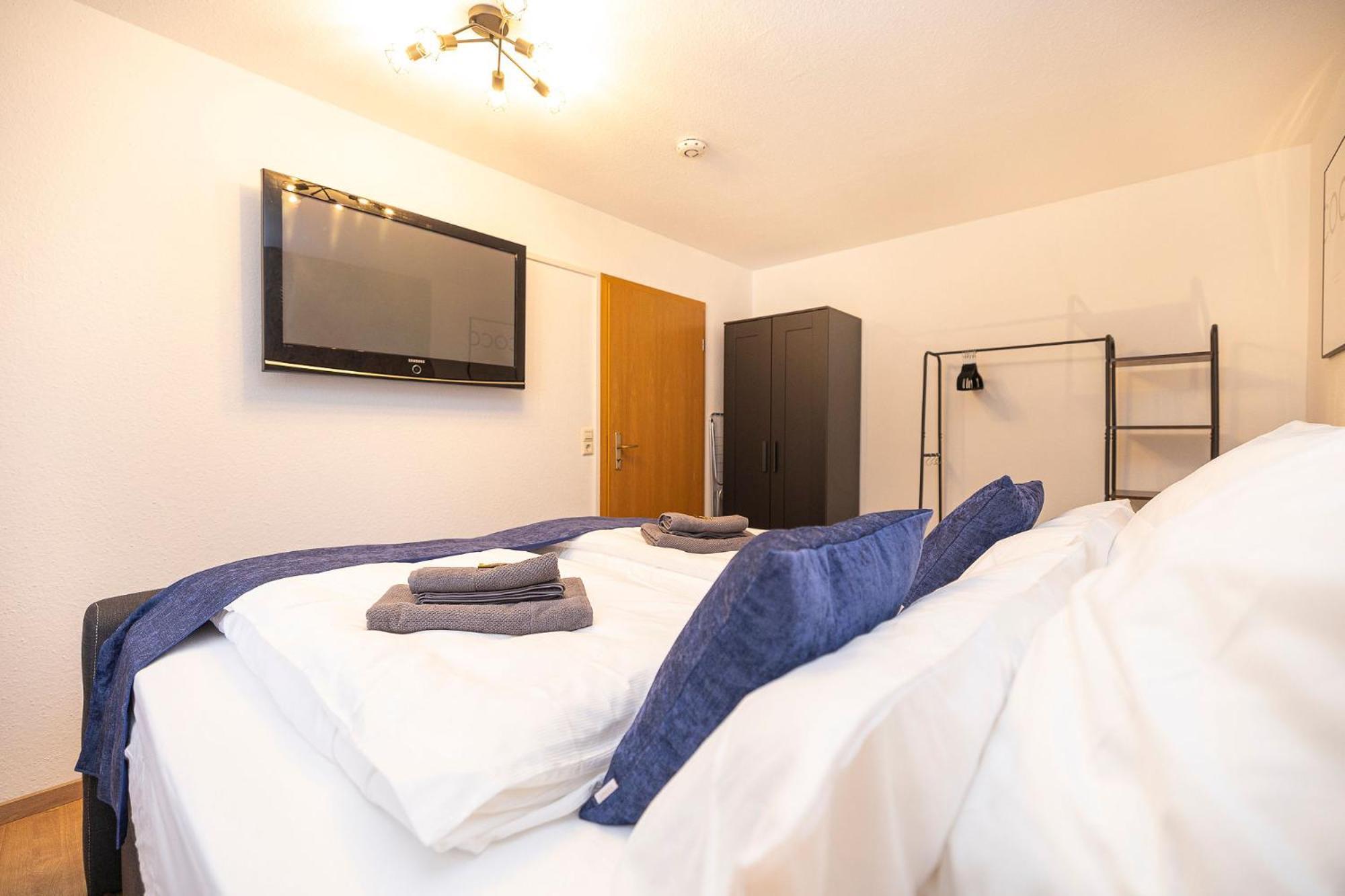 Luxx Home Bc, Zentral - Fuer 4 Personen - Balkon - Parken - Voll Ausgestattete Kueche Biberach an der Riß Zewnętrze zdjęcie
